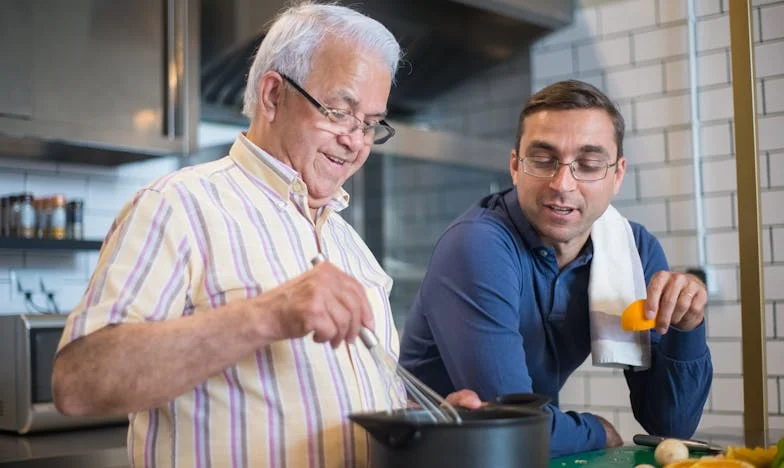 “Nee, Tom, jouw moeder komt hier niet wonen!” – Mijn ultimatum dat alles veranderde