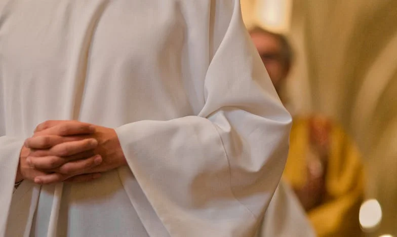 ‘Word wakker en maak koffie voor me’: Hoe de broer van mijn man onze rust verstoorde