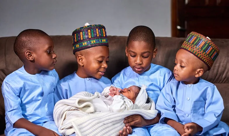 Toen ik mijn oma vroeg het huis op mijn naam te zetten: een waarheid over liefde, vertrouwen en familie