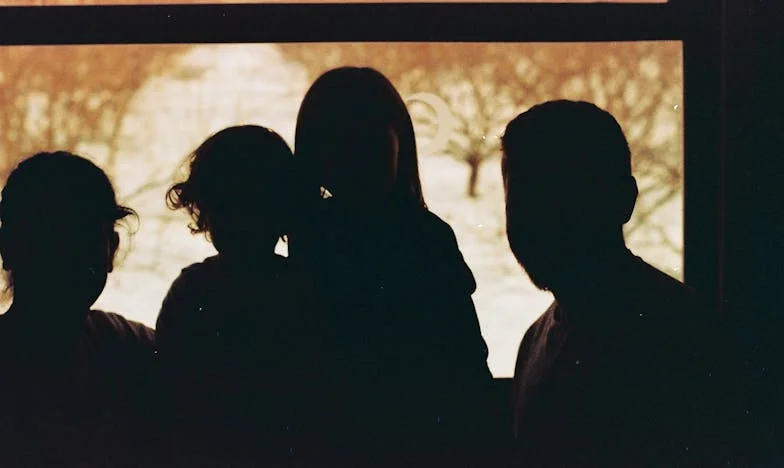 Buitenstaander in mijn eigen familie – Een huwelijk, een huis en de strijd om grenzen