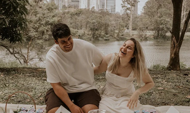 Leeg Nest, Blijvende Hoop: Een Moeder in Stilte