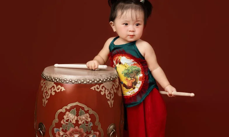 Bubbels op de Stoep: Het Onvergetelijke Badkuipfeest van Vrienden