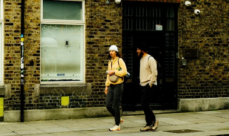 Familiebanden: Tussen Twijfel en Vertrouwen