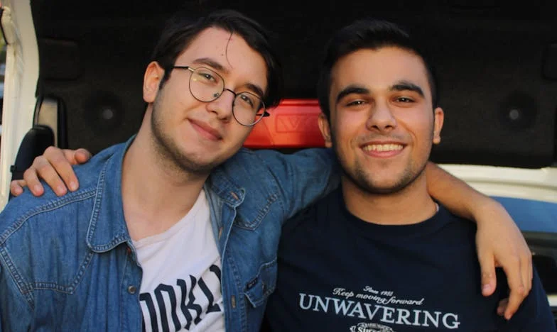 Scheuren in het Geluk: Mijn Strijd tussen Liefde en Loslaten