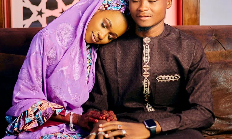 Tussen Stilte en Schreeuw: Mijn Leven in de Schaduw van Mark’s Controle