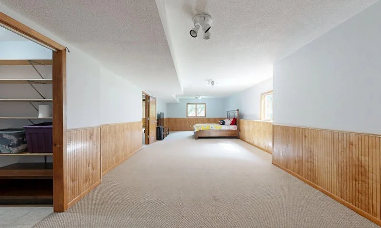 Als de deur gesloten blijft: Het verhaal van Anna, Leila en verloren vertrouwen