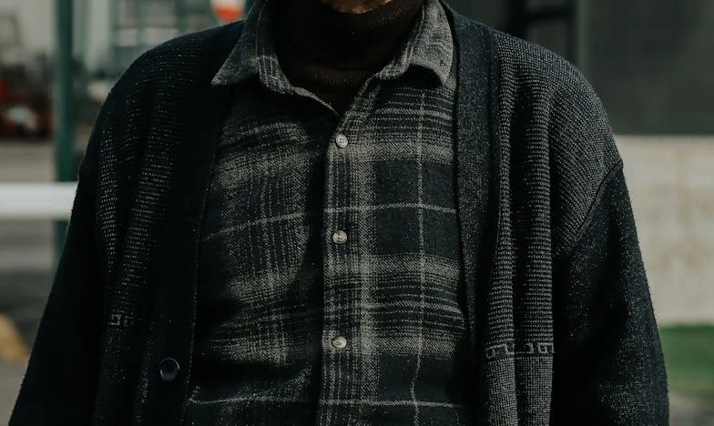 Twintig jaar leugens: Hoe één telefoontje mijn leven verwoestte en de tweede familie van mijn man onthulde