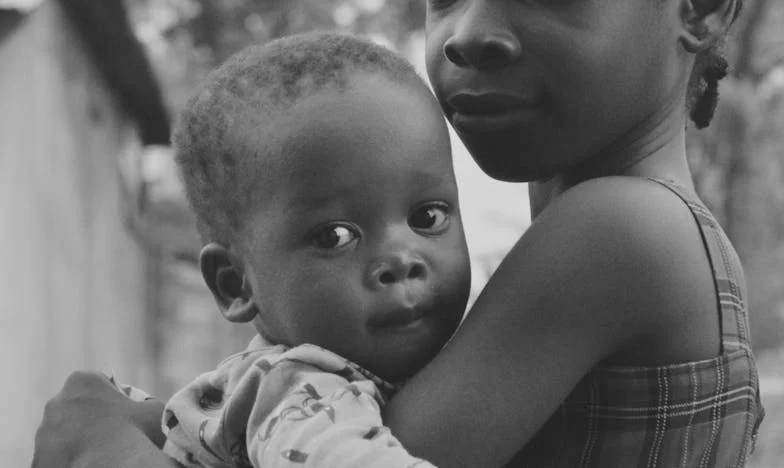 Weglopen uit huis: Een verhaal over liefde, schuld en vrijheid in Nederland