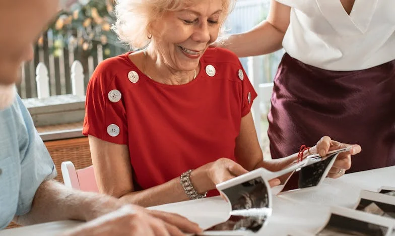 Als de deuren dichtgaan: Het verhaal van een schoonmoeder in Nederland