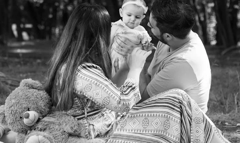 De stilte van een moederhart: Heb ik gefaald door mijn zoon en schoondochter te vragen te vertrekken?