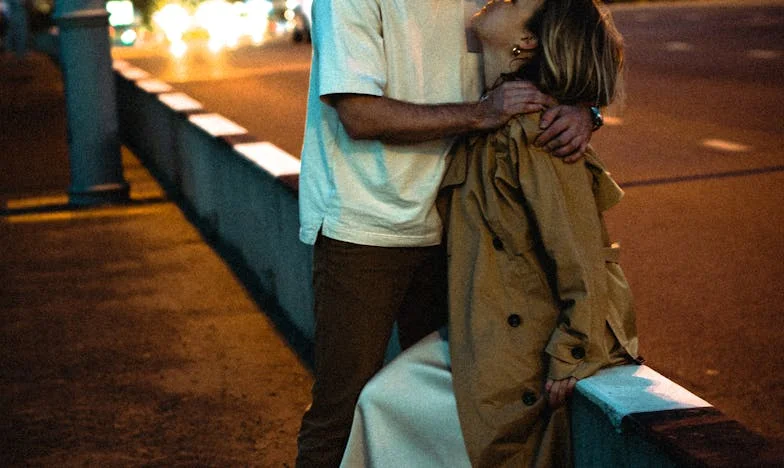 Een weekend dat alles veranderde – Wanneer je schoonmoeder niet alleen de drempel overgaat