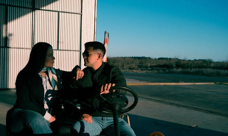 “Ik dacht dat ik haar zou redden, maar verloor mezelf: Mijn leven na de scheiding van mijn dochter”