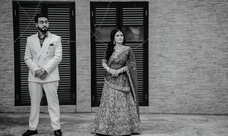 “Op zijn telefoon vond ik berichten van een andere vrouw”: Mijn zwijgen werd mijn grootste strijd