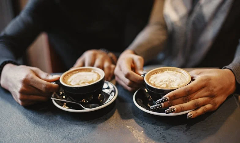 Tot Hier en Niet Verder: Het Verhaal van een Haagse Moeder en Haar Zoon