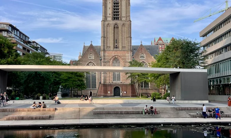 Na de begrafenis van mijn vader kwam een onbekende vrouw naar me toe en zei: 'Hij was ook mijn vader'