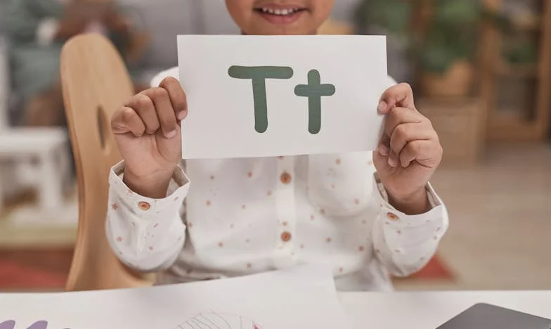 Van Straat tot Hoop: Hoe ik uit de as van mijn leven opstond