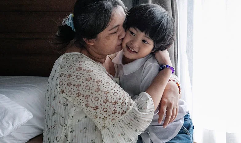 Gebroken vertrouwen: Hoe mijn man en schoonmoeder alles van mij afnamen