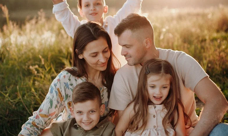 Tussen Twee Huizen: De Strijd om Thuis te Zijn