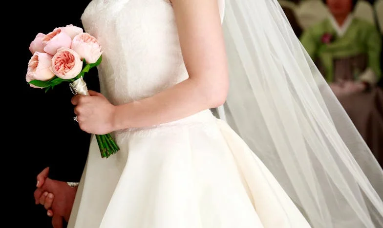 Gebroken Spiegel: Mijn Strijd met Verraad