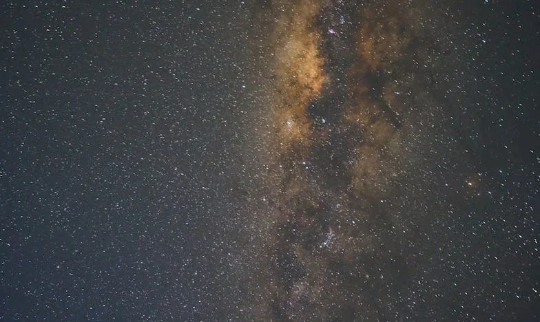 Cuando el Pasado Golpea la Puerta: El Regreso de Julián