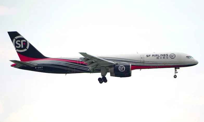 Cuando el Pasado Llama a la Puerta: La Historia de Lucía y el Eco de un Amor Prohibido