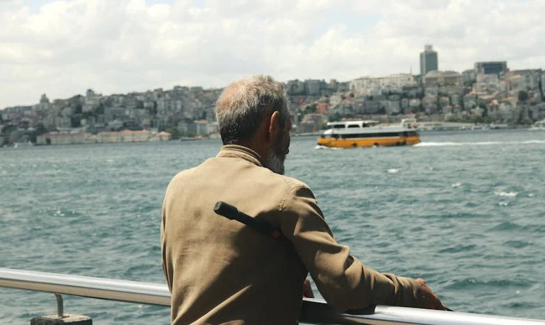 Donde Guardé Mis Recuerdos: Una Historia de Ausencias y Reencuentros