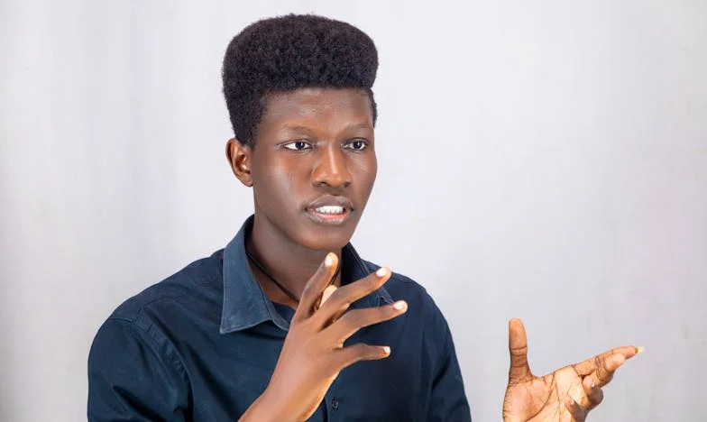 El Grito en el Callejón: Una Noche que Cambió mi Vida para Siempre