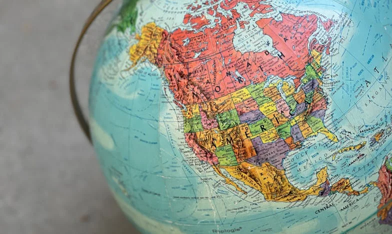 El humo de la traición: secretos en la finca de los Ramírez