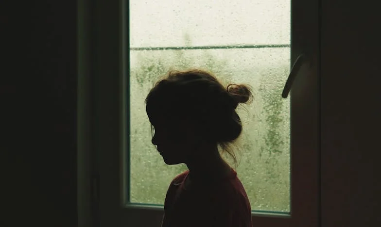 El Secreto del Anillo: Una Historia de Familia y Silencio