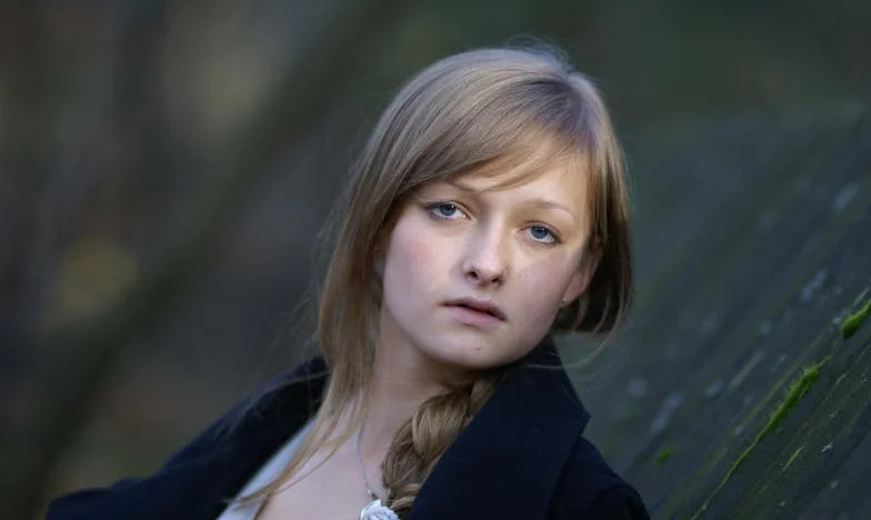 El Silencio de Valentina: Un Perro, Una Esperanza