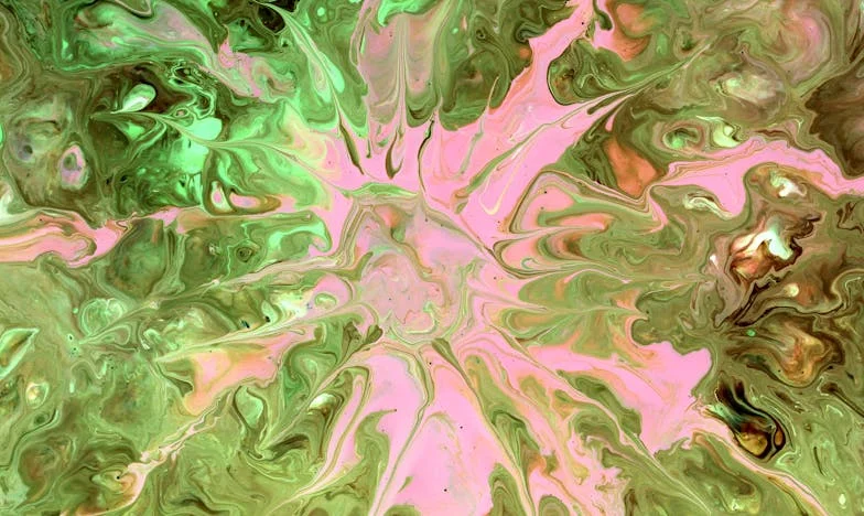 Entre el deber y el deseo: La historia de Marta