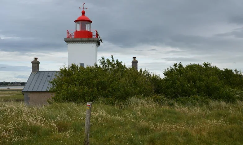 La herencia de los silencios: Cuando el pasado llama a la puerta
