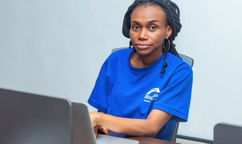 La suegra vestida de blanco: el día que el fotógrafo la puso en su lugar