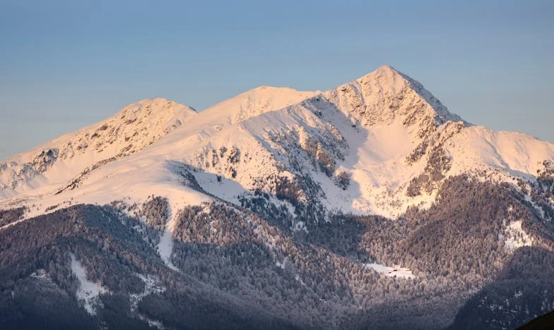 Solo él me entiende: la historia de Anahí y Simón
