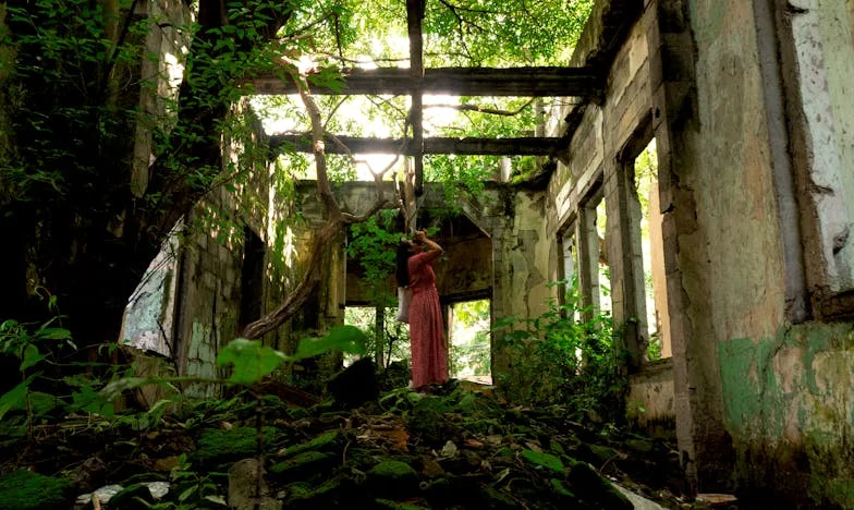 Cuando el Silencio se Queda en Casa