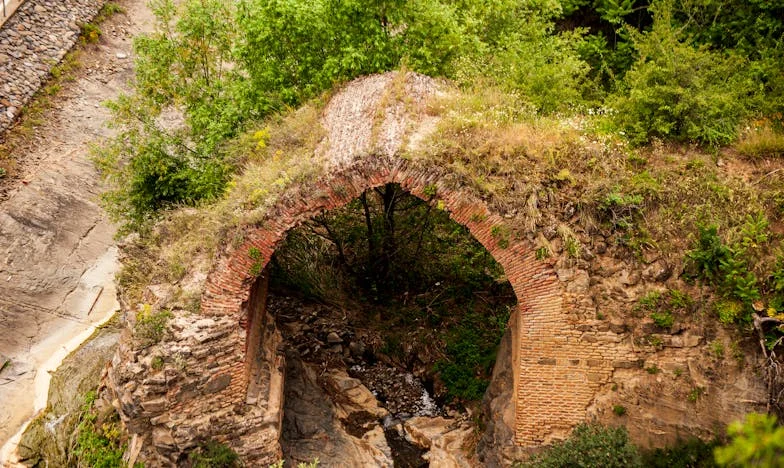 Cuando el Silencio se Rompe: La Noche en que Decidí Irme