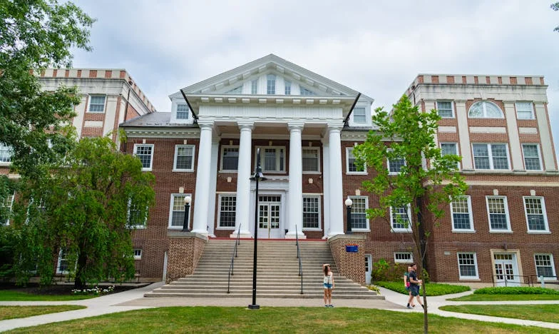 Doce Años Levantando Nuestro Sueño: Ahora Mi Hija Quiere Quitárnoslo