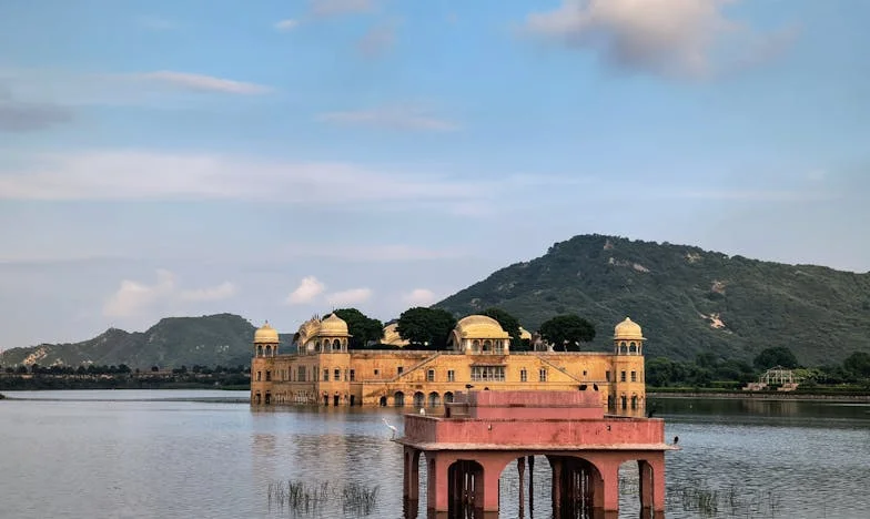 El día que toqué la puerta equivocada (o tal vez la correcta)