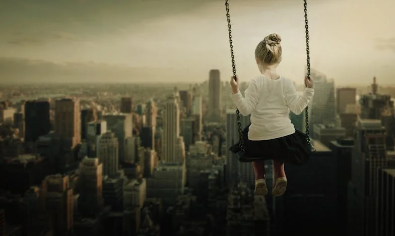 El eco de las paredes vacías