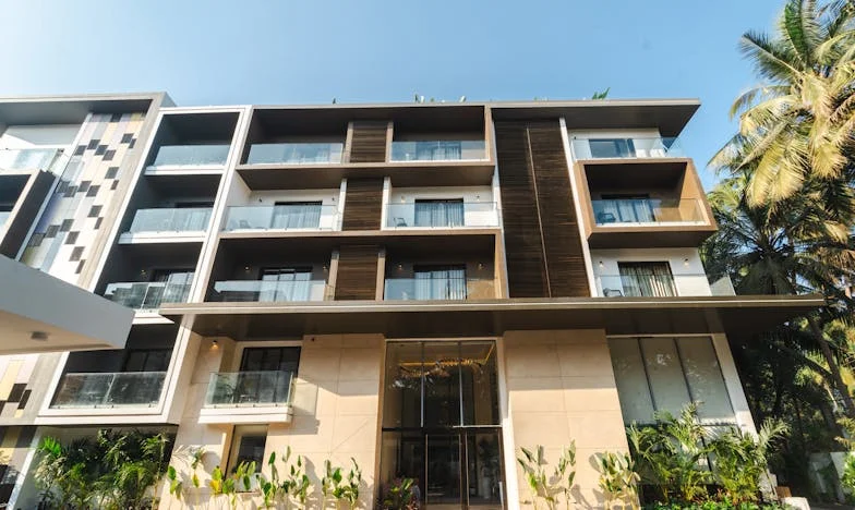 Él se fue cuando yo tenía nueve meses de embarazo, pero tres años después regresó pidiendo perdón