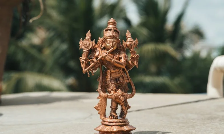 Entre el Silencio y la Esperanza: Mi Camino con Lucía