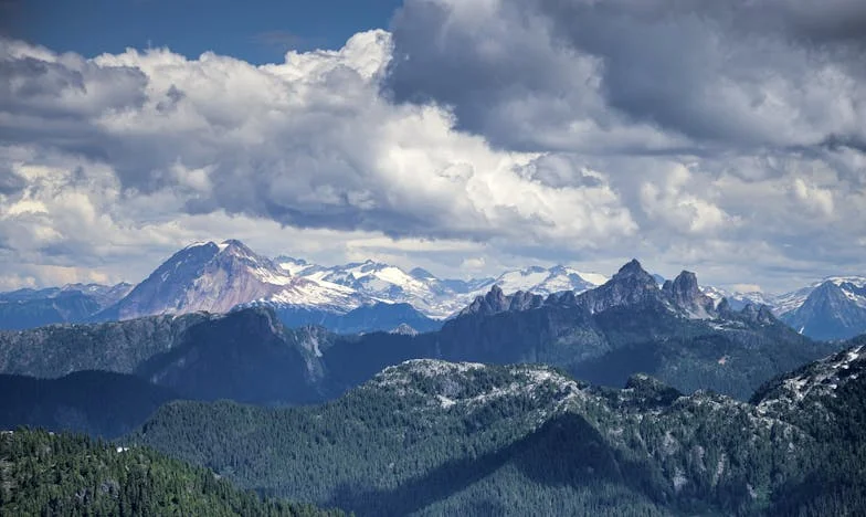 La Tormenta en la Sala: Cuando Descubrí el Secreto de Tomás
