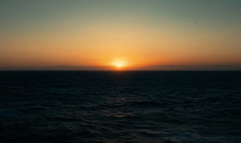 Las Grietas Invisibles: Cómo Mi Suegra Salvo Mi Vida