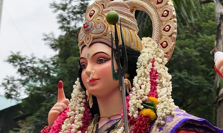 Cortando el pasto encontré el amor: la historia de Julián y lo que buscó toda su vida