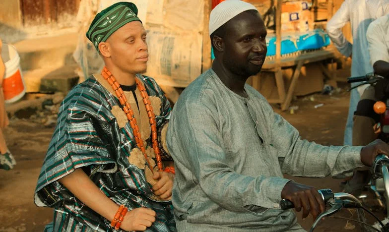 Entre dos fuegos: Cómo sostuve la mano de mi hermana mientras mi vida se desmoronaba