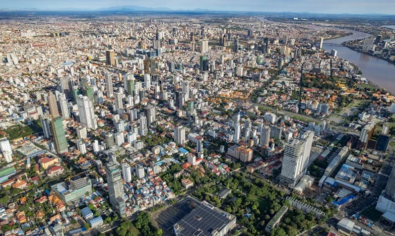 La Abuela de Todos Menos de Mis Hijos: Un Otoño en Medellín