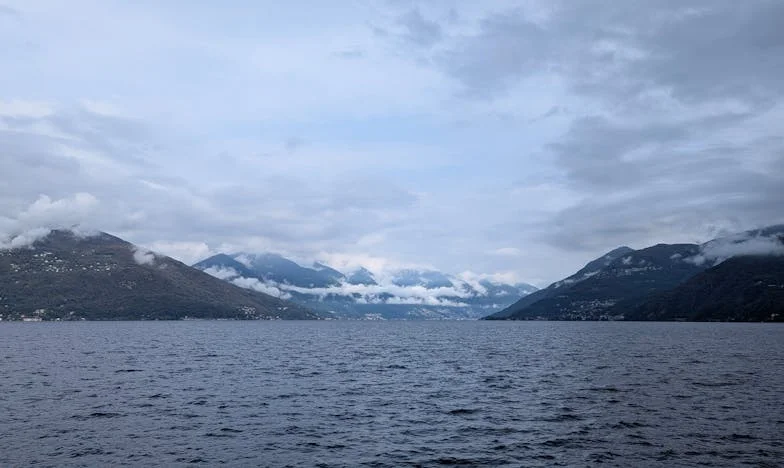 La huida de la novia: un destino entre rieles y promesas rotas