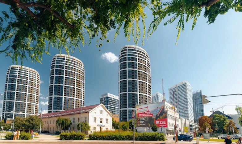 “Sí, yo pedí el divorcio. Quiero vivir mi propia vida” — La confesión de doña Linda a su hija