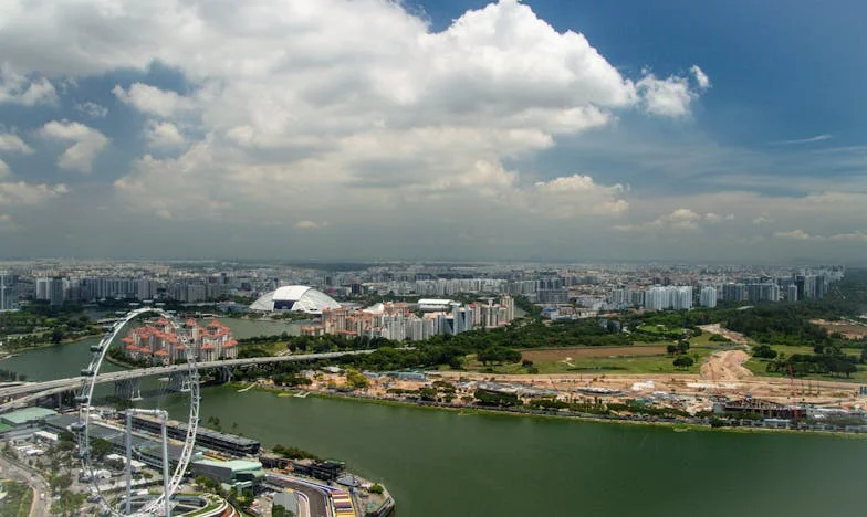 Cerré los ojos ante sus traiciones — hasta que caí en la calle y descubrí quién realmente estaba a mi lado