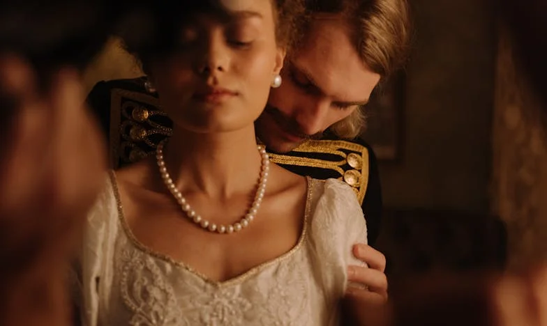 Después de los Cincuenta: El Espejo Roto de mi Matrimonio